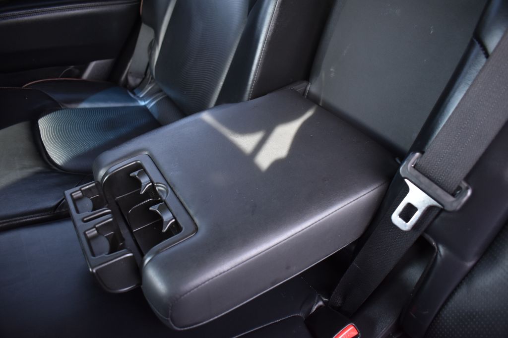 Nissan Armada photo 18