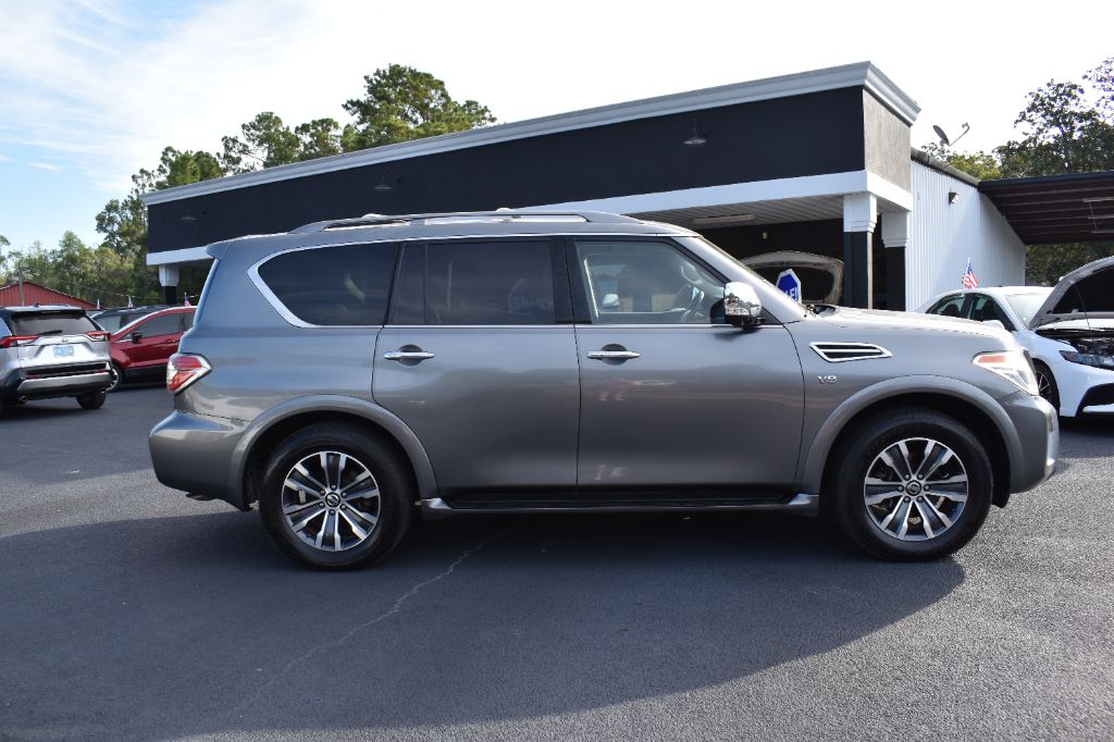 Nissan Armada photo 4