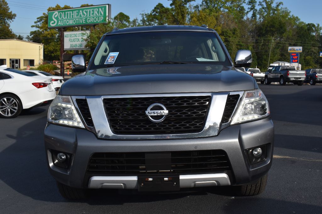 Nissan Armada photo 2