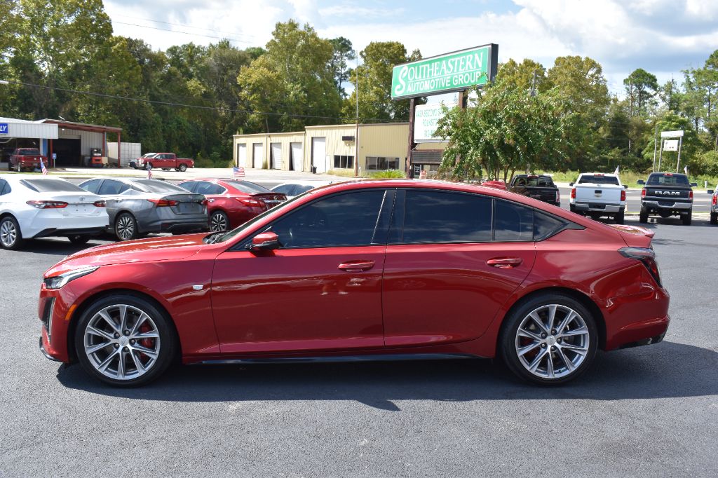 Cadillac CT5 photo 8