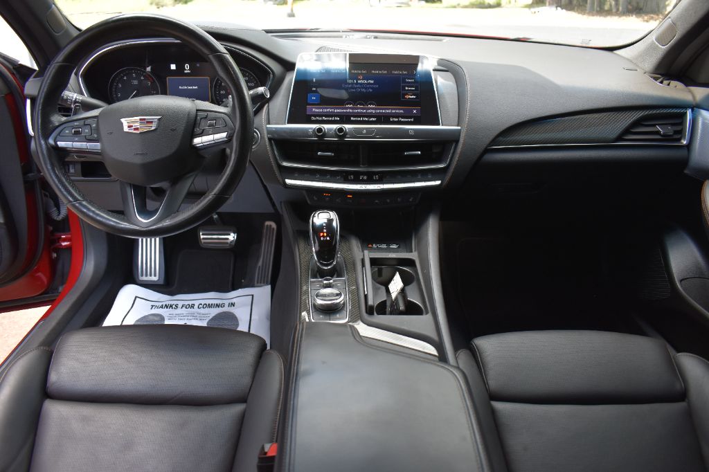 Cadillac CT5 photo 11