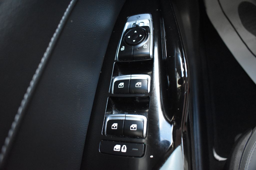 Kia K5 photo 14