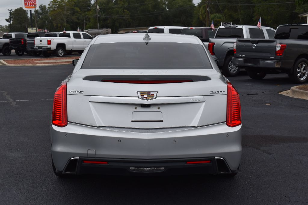 Cadillac CTS photo 6