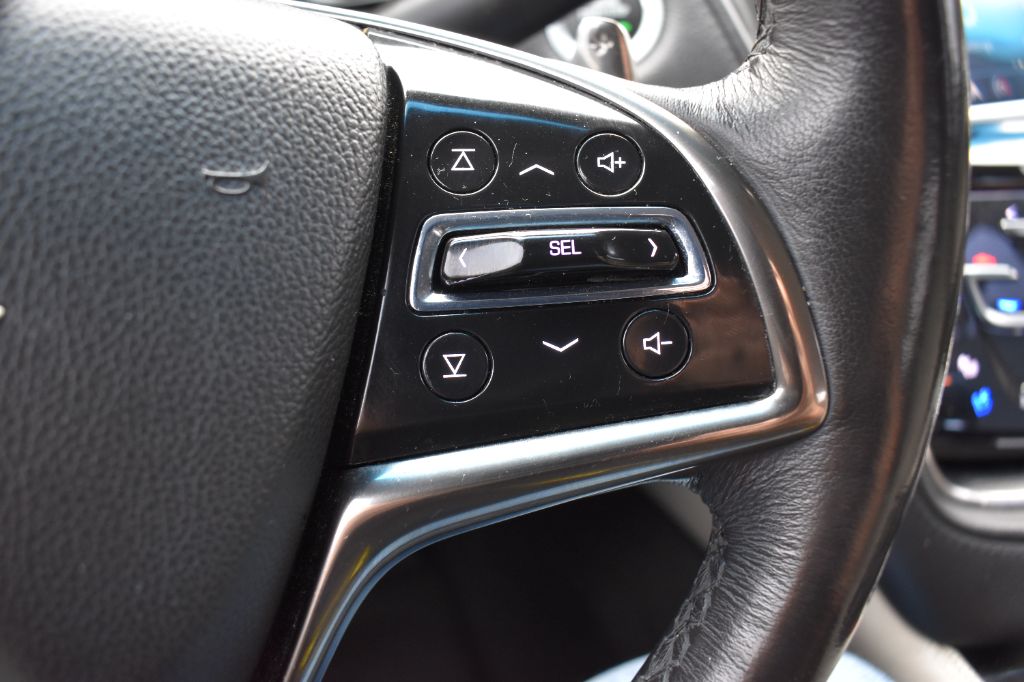 Cadillac CTS photo 19