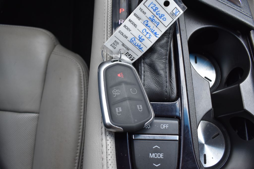 Cadillac CTS photo 21