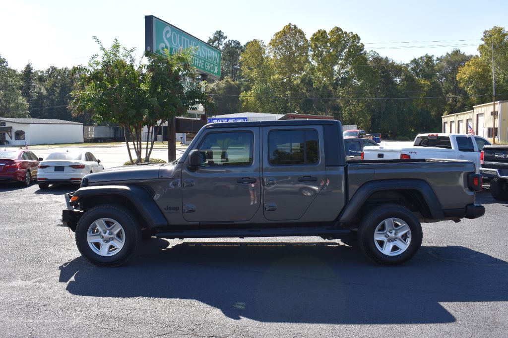 Jeep Gladiator photo 8