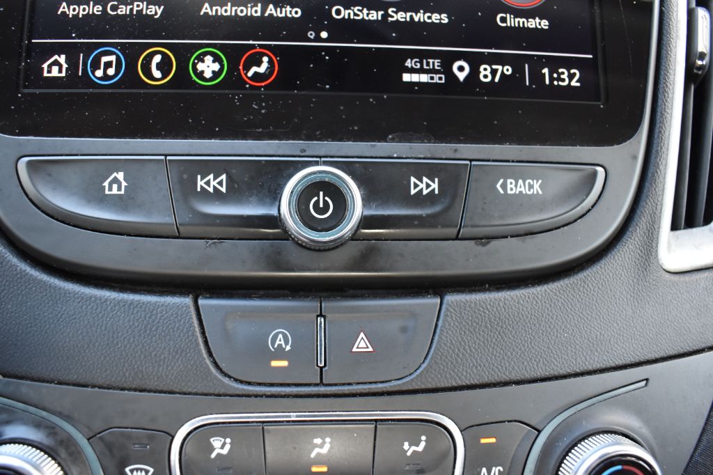 Chevrolet Malibu photo 18