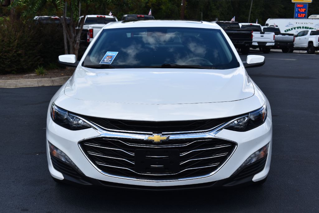 Chevrolet Malibu photo 2