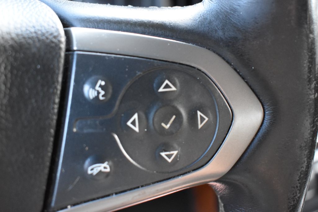 Chevrolet Silverado photo 20
