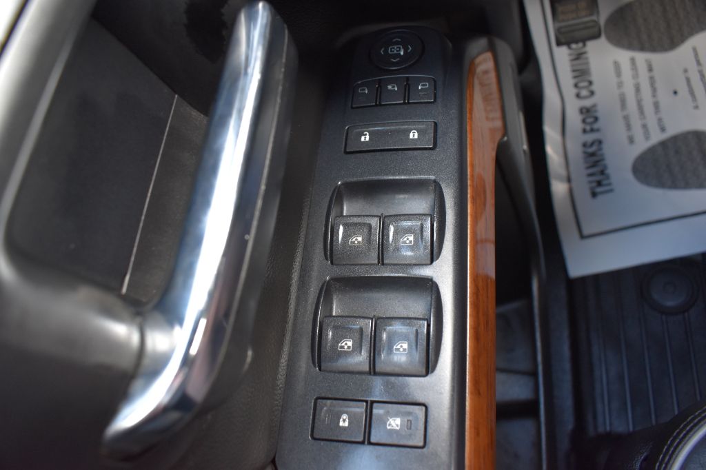 Chevrolet Silverado photo 14