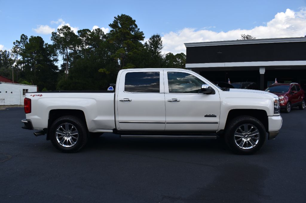 Chevrolet Silverado photo 4