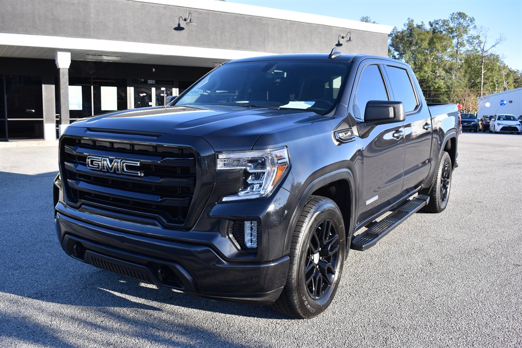 2020 GMC Sierra 4WD Crew Cab Short Box Elevation's photo