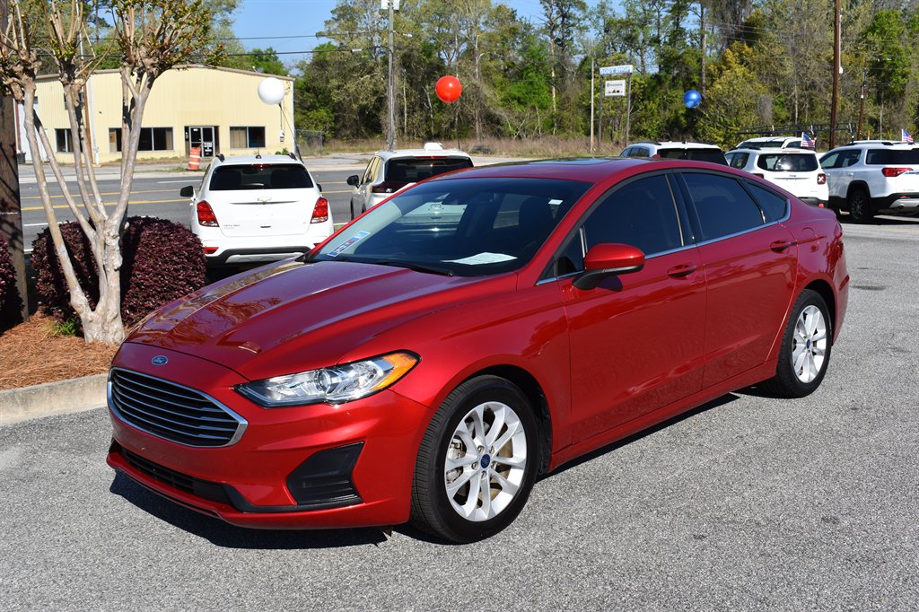 2020 Ford Fusion SE