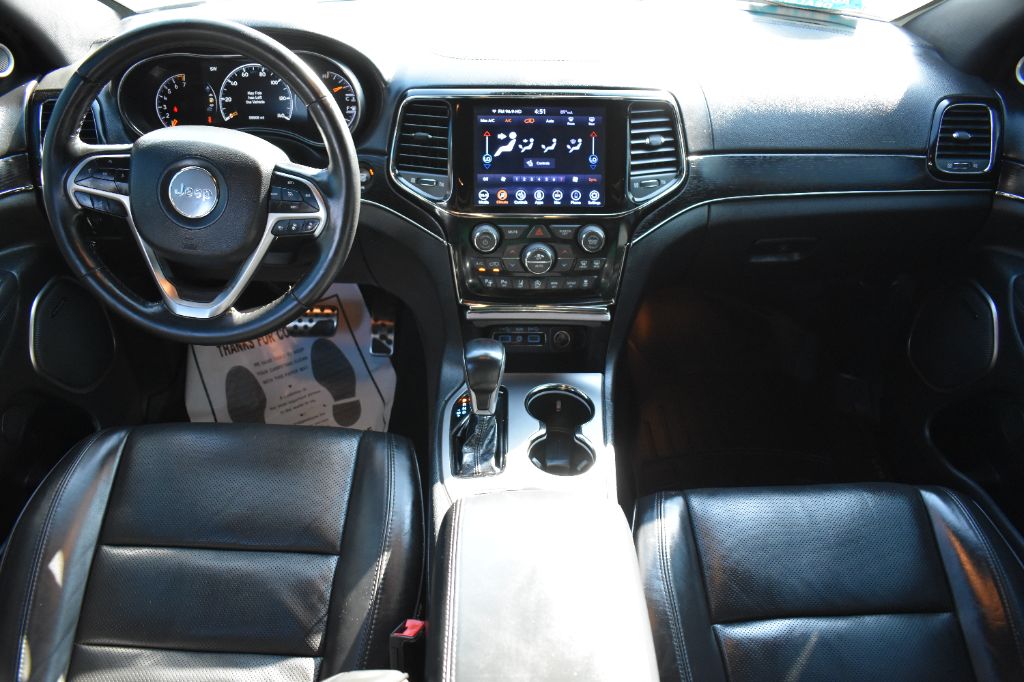 Jeep Grand Cherokee photo 11