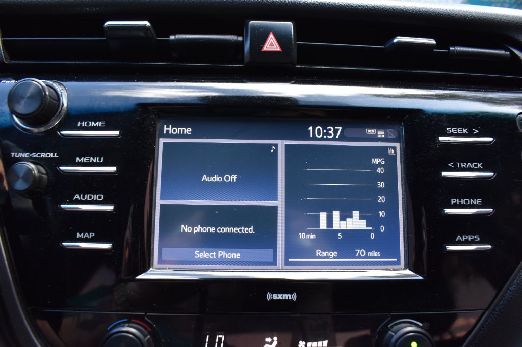 Toyota Camry photo 14