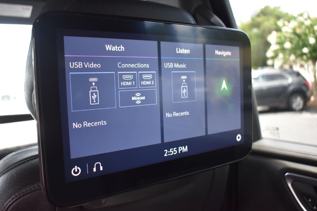 2021 Chevrolet Tahoe Z71 - Photo 13