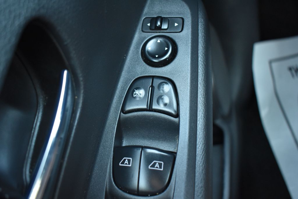 Nissan Kicks photo 12