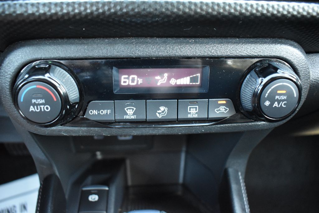 Nissan Kicks photo 16