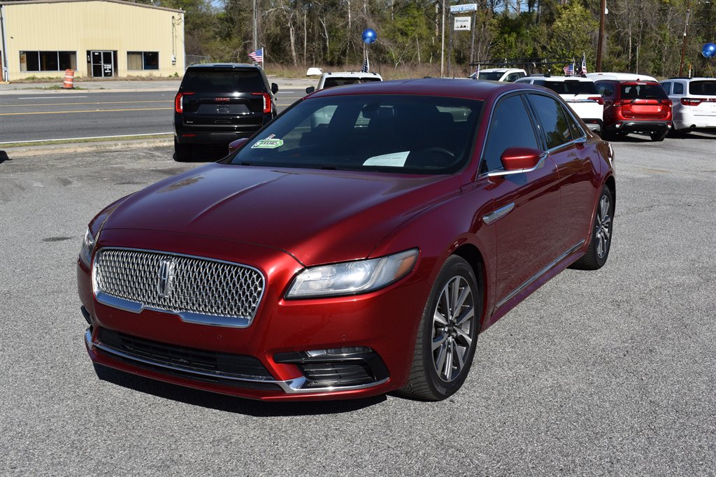 2017 Lincoln Continental Premiere