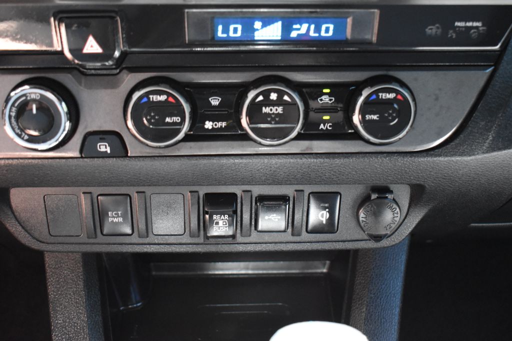 2023 Toyota Tacoma TRD Off Road - Photo 18