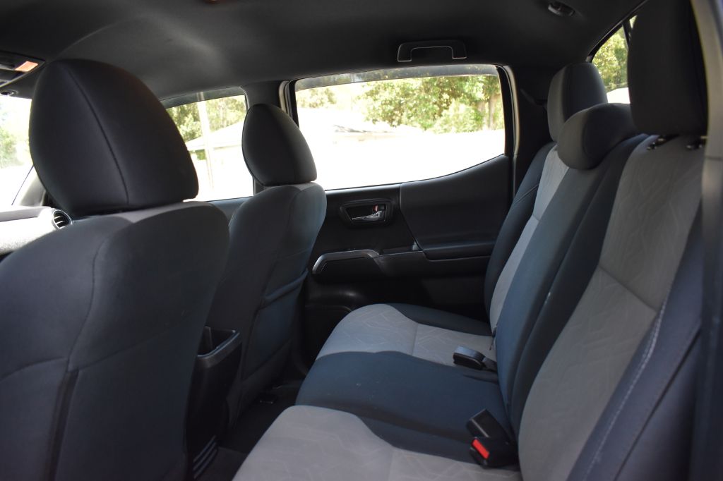 2023 Toyota Tacoma TRD Off Road - Photo 12