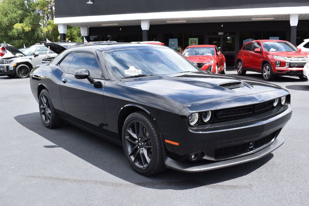 Dodge Challenger photo 3