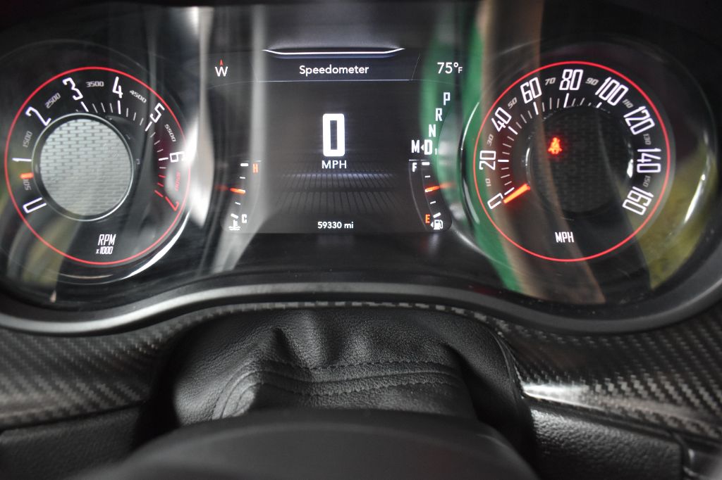 Dodge Challenger photo 14
