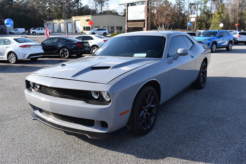 2021 Dodge Challenger SXT