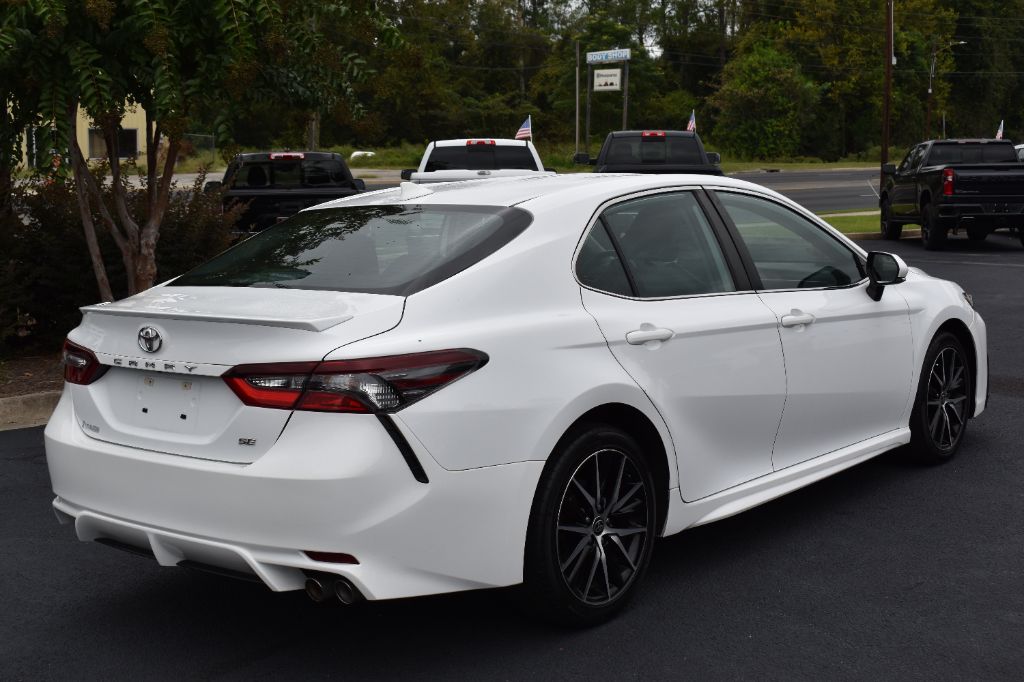 Toyota Camry photo 5