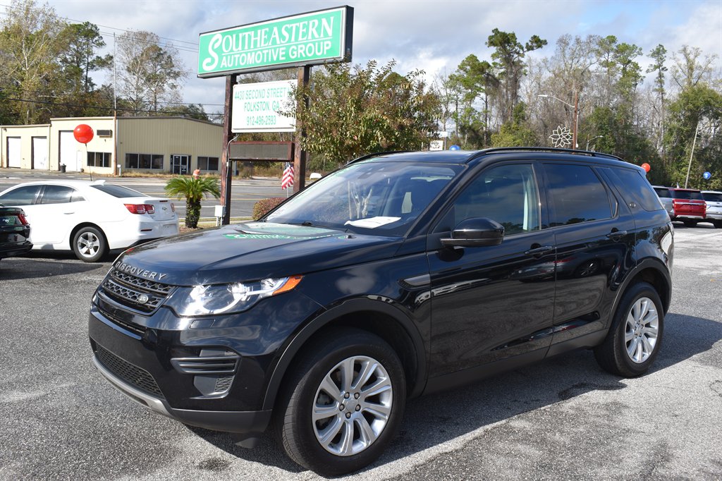 2018 Land Rover Discovery Sport SE's photo