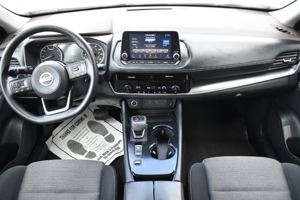 Nissan Rogue photo 11