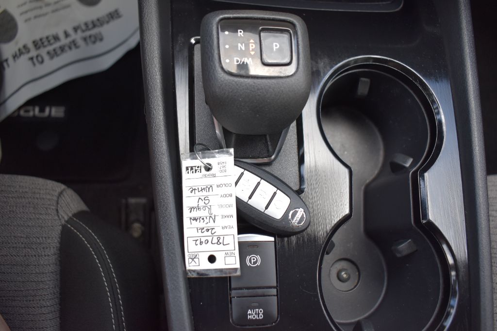 Nissan Rogue photo 20