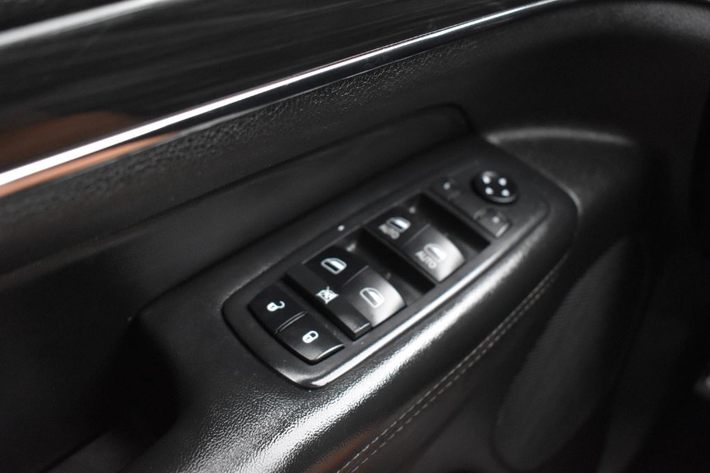 Jeep Grand Cherokee photo 14