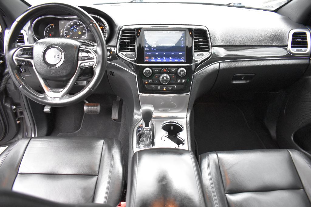 Jeep Grand Cherokee photo 12
