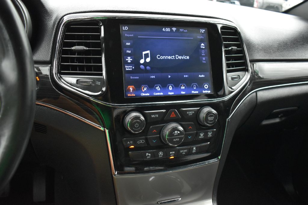 Jeep Grand Cherokee photo 16