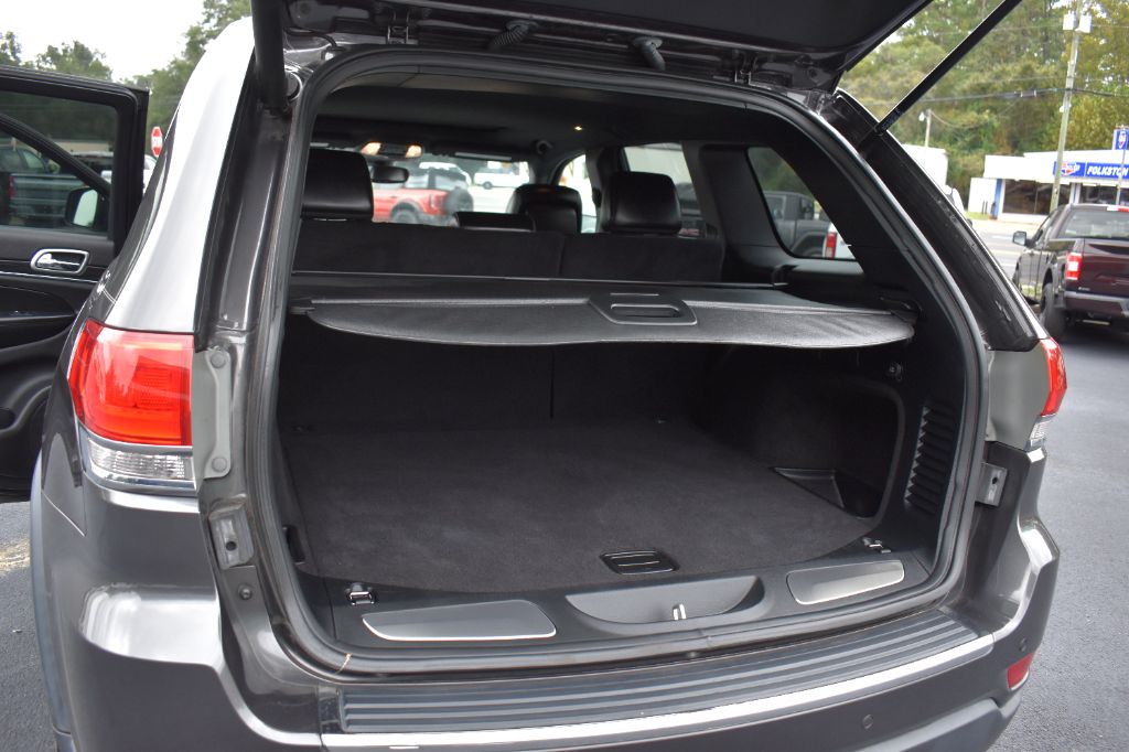 Jeep Grand Cherokee photo 11