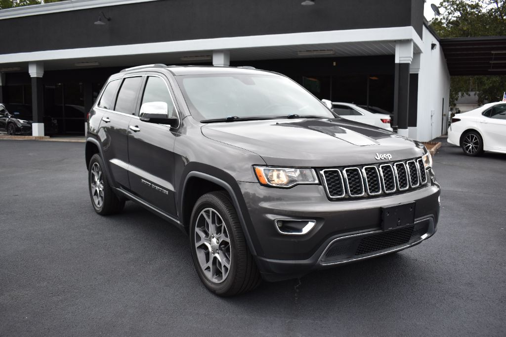 Jeep Grand Cherokee photo 3
