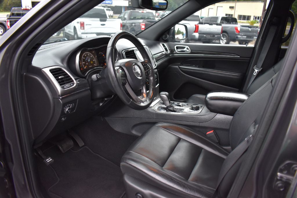 Jeep Grand Cherokee photo 9