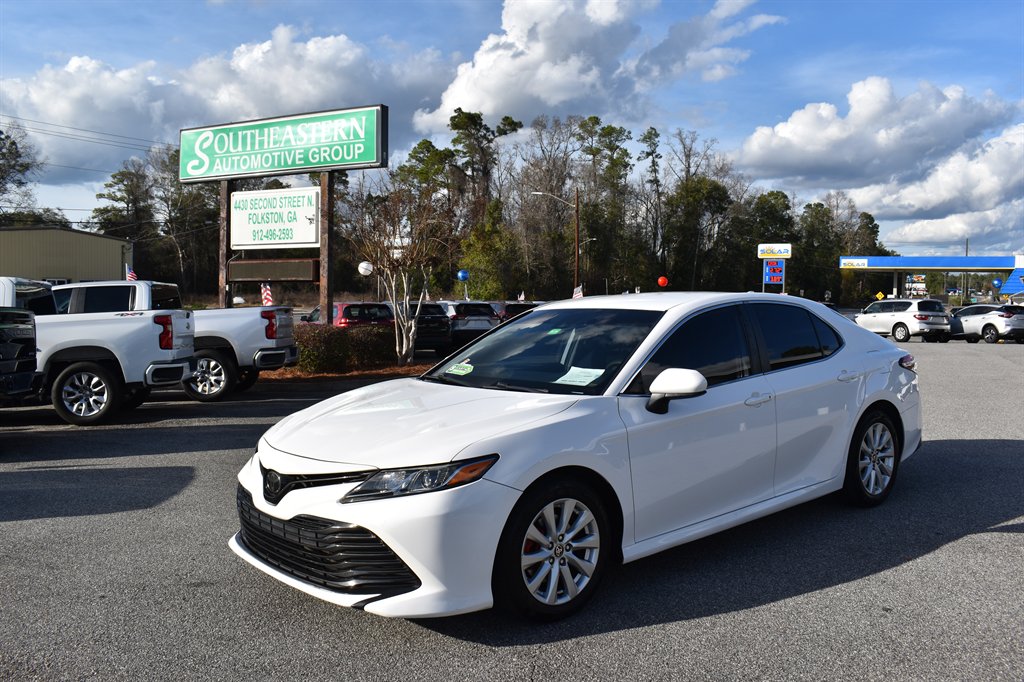 2020 Toyota Camry LE