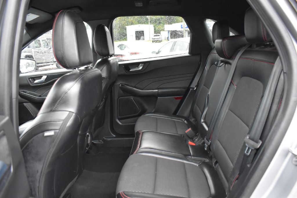 Ford Escape photo 10