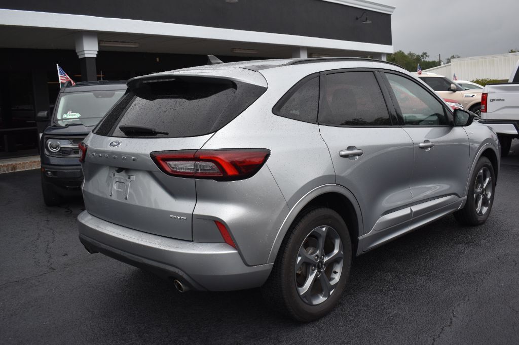 Ford Escape photo 5