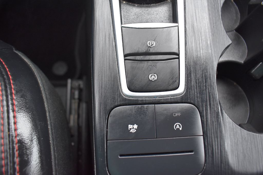 Ford Escape photo 19