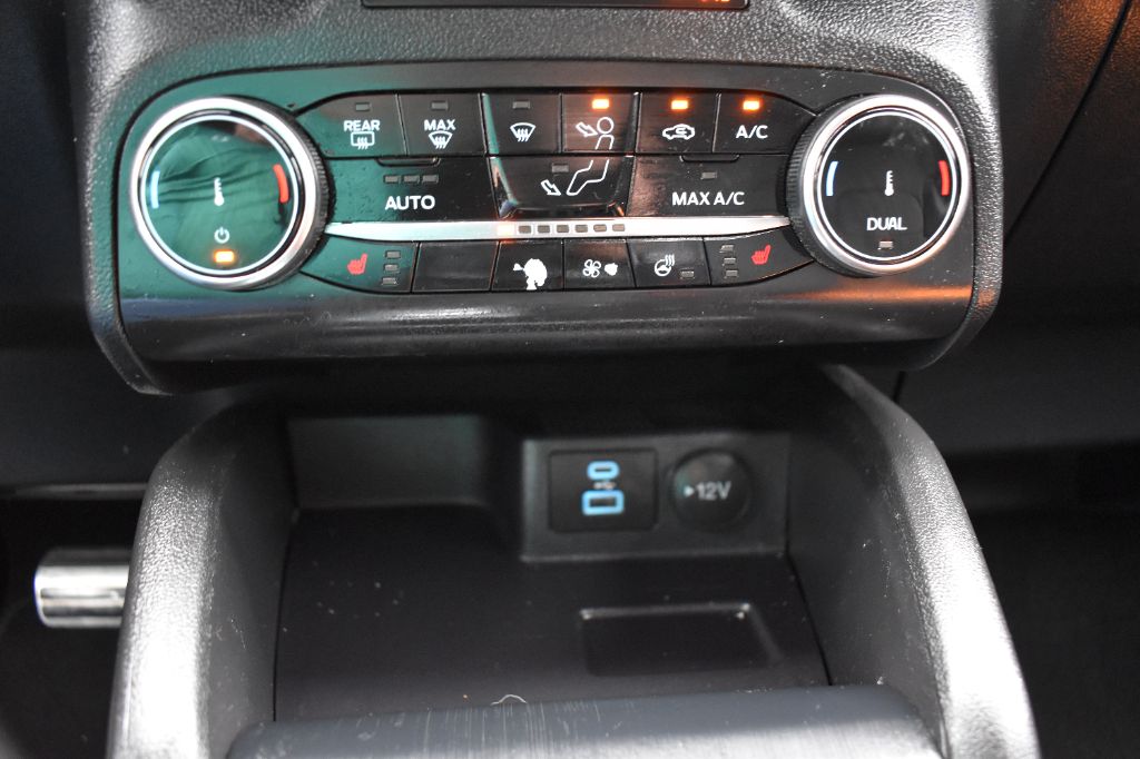 Ford Escape photo 18