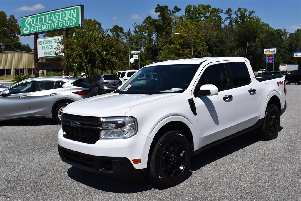 2023 Ford Maverick XLT's photo