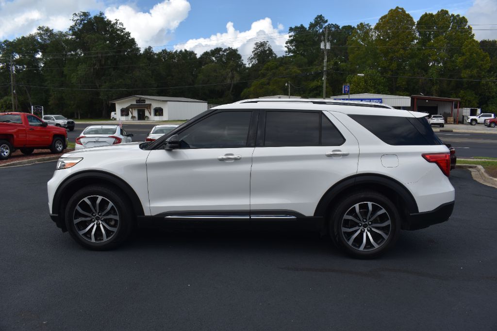 Ford Explorer photo 8