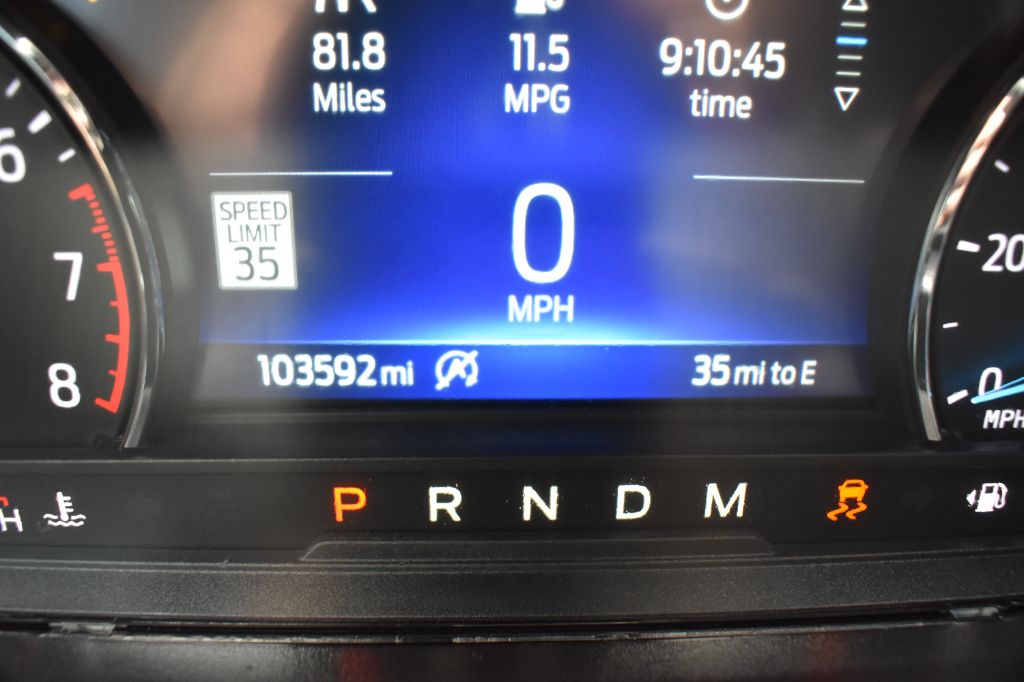Ford Explorer photo 18