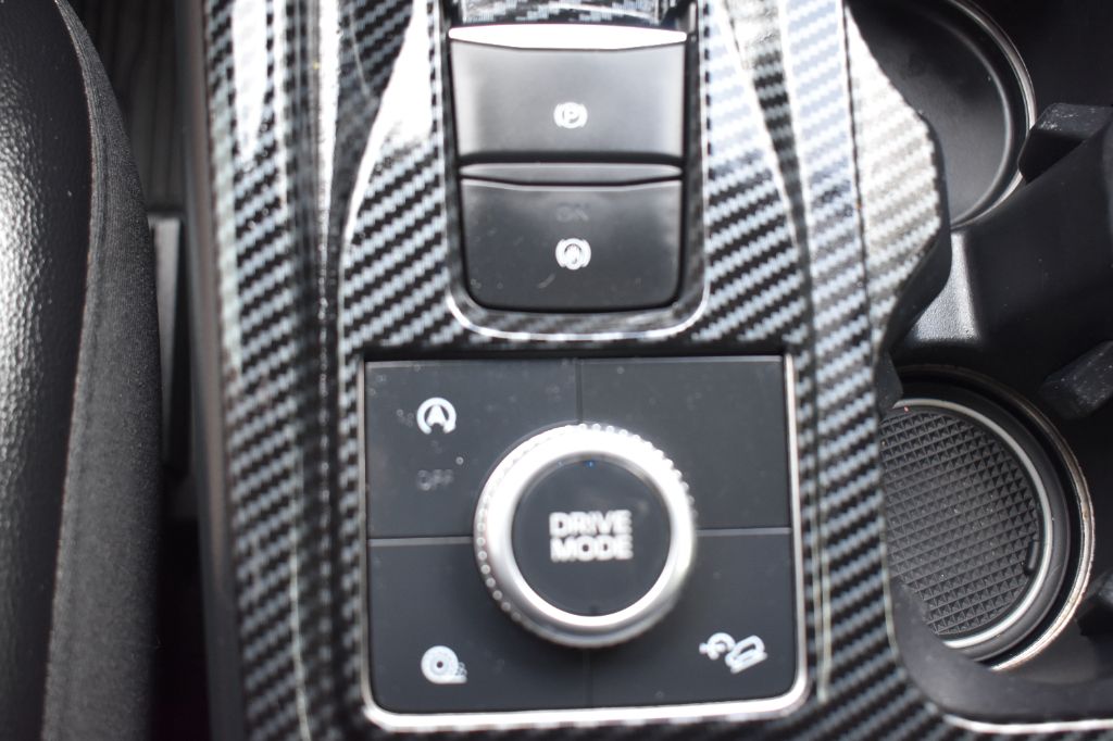 Ford Explorer photo 22
