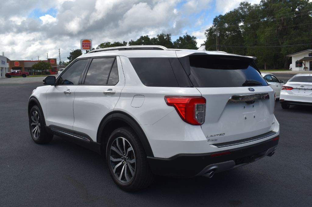 Ford Explorer photo 7