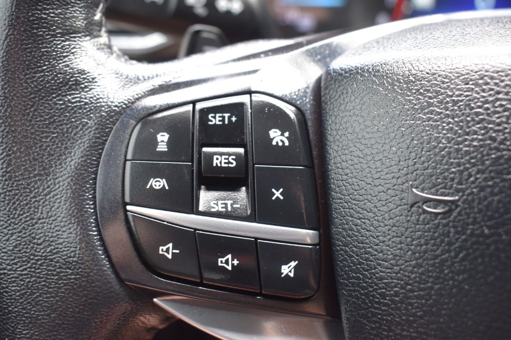 Ford Explorer photo 24