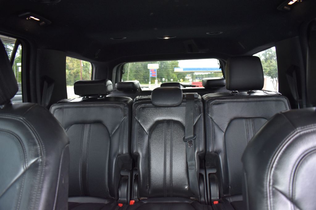 Ford Expedition photo 12